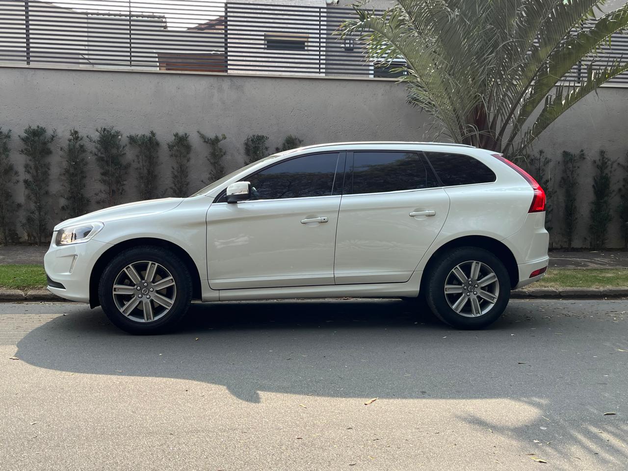 Volvo XC60 - Foto 4